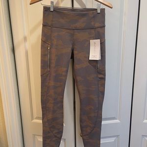 Athleta NWT Rainer Reflective Tights